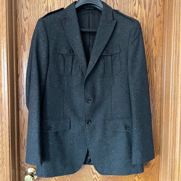 Banana Republic Men’s wool blend blazer